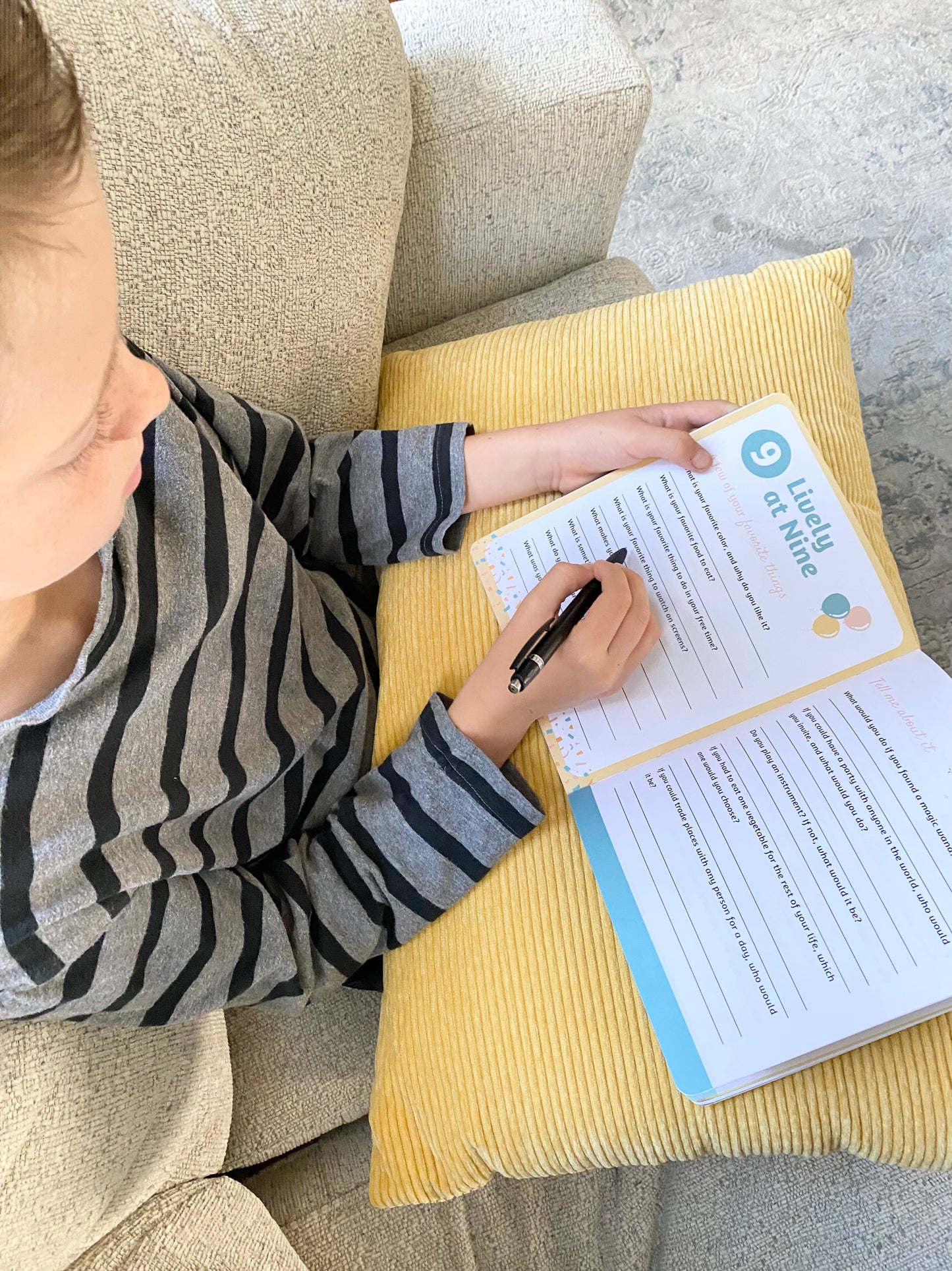 Happy Birthday Interview Questions Book (Age 1-18)